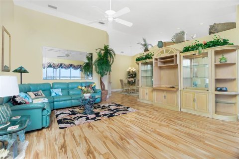 Condominio en venta en Punta Gorda, Florida, 3 dormitorios, 187.48 m2 № 2135074 - foto 12