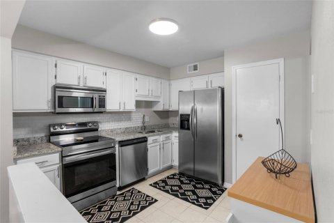 Copropriété à vendre à Orlando, Floride: 2 chambres, 120.68 m2 № 1837629 - photo 15