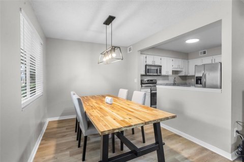 Copropriété à vendre à Orlando, Floride: 2 chambres, 120.68 m2 № 1837629 - photo 11