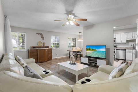 Copropriété à vendre à Orlando, Floride: 2 chambres, 120.68 m2 № 1837629 - photo 8