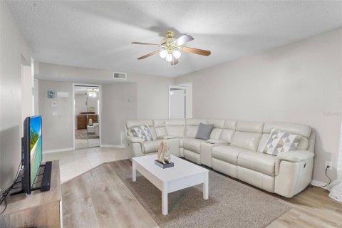 Copropriété à vendre à Orlando, Floride: 2 chambres, 120.68 m2 № 1837629 - photo 7