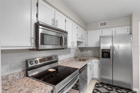 Copropriété à vendre à Orlando, Floride: 2 chambres, 120.68 m2 № 1837629 - photo 14