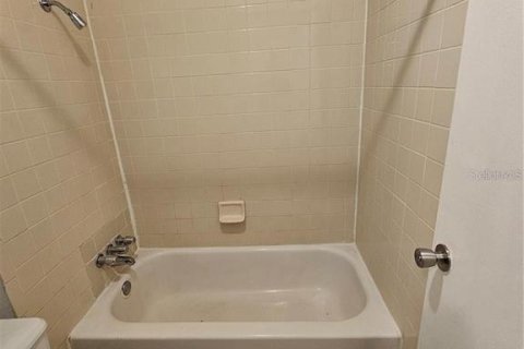 Copropriété à louer à Gainesville, Floride: 2 chambres, 81.38 m2 № 1855778 - photo 24