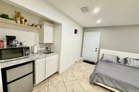 Villa ou maison à vendre à Port St. Lucie, Floride: 3 chambres, 126.16 m2 № 2075236 - photo 11