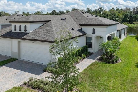 House in Parrish, Florida 3 bedrooms, 142.51 sq.m. № 1907858 - photo 5