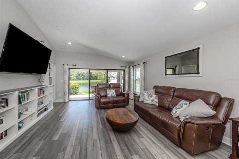 House in Parrish, Florida 3 bedrooms, 142.51 sq.m. № 1907858 - photo 16
