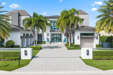 House in Boca Raton, Florida 6 bedrooms, 833.8 sq.m. № 2421458 - photo 4