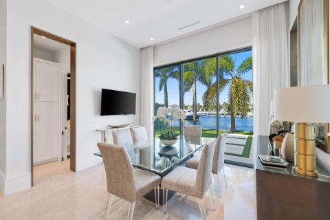 House in Boca Raton, Florida 6 bedrooms, 833.8 sq.m. № 2421458 - photo 29