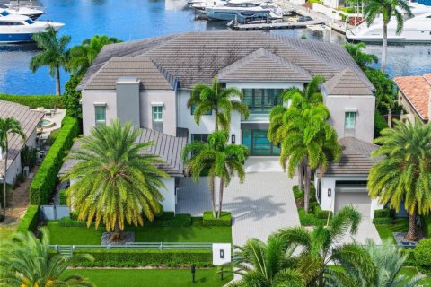 House in Boca Raton, Florida 6 bedrooms, 833.8 sq.m. № 2421458 - photo 7
