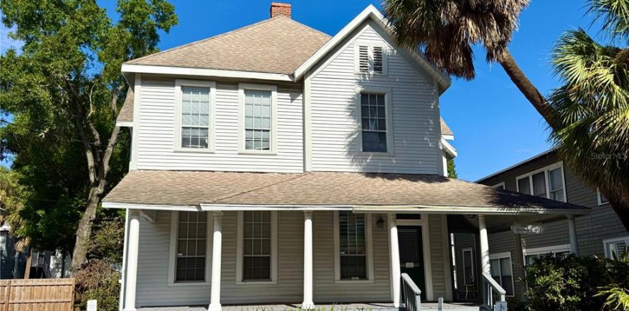 Commercial property in Tampa, Florida 313.82 sq.m. № 2207702