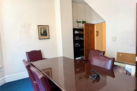 Commercial property in Tampa, Florida 313.82 sq.m. № 2207702 - photo 22