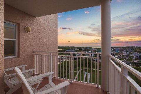 Condo in New Port Richey, Florida, 2 bedrooms № 2221507