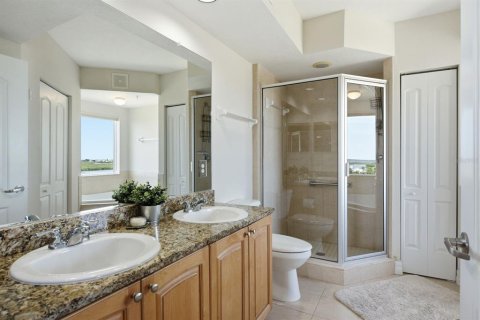 Condo in New Port Richey, Florida, 2 bedrooms № 2221507 - photo 27