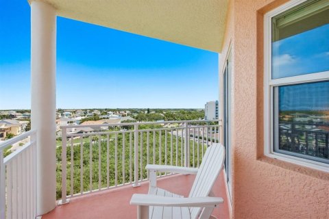 Condo in New Port Richey, Florida, 2 bedrooms № 2221507 - photo 8