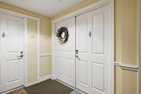 Condo in New Port Richey, Florida, 2 bedrooms № 2221507 - photo 12