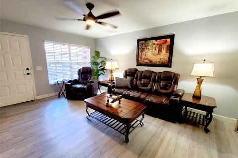 Condominio en venta en New Port Richey, Florida, 2 dormitorios, 85.93 m2 № 1872817 - foto 6