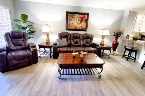 Condominio en venta en New Port Richey, Florida, 2 dormitorios, 85.93 m2 № 1872817 - foto 8