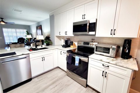 Condominio en venta en New Port Richey, Florida, 2 dormitorios, 85.93 m2 № 1872817 - foto 13