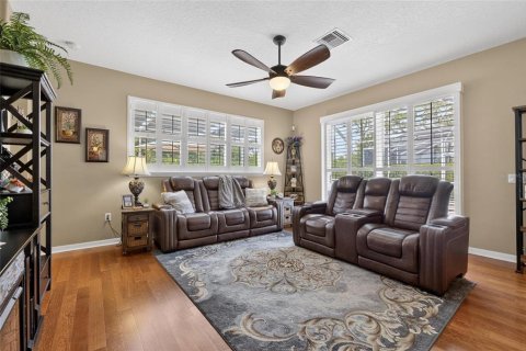 Villa ou maison à vendre à Tampa, Floride: 4 chambres, 210.7 m2 № 2155994 - photo 9
