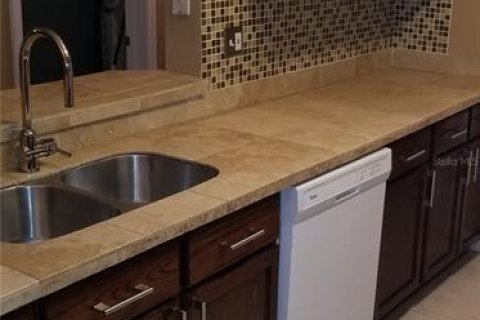 Condominio en alquiler en Orlando, Florida, 2 dormitorios, 107.67 m2 № 2234324 - foto 14