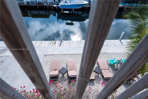 Commercial property in Marathon, Florida 208.47 sq.m. № 1979990 - photo 12