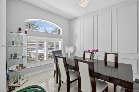 Купить виллу или дом в Уэстон, Флорида 4 спальни, 211.45м2, № 2035895 - фото 18