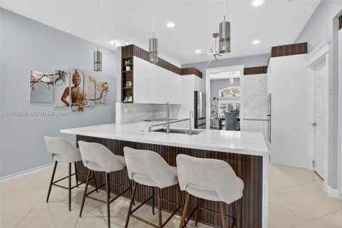 Купить виллу или дом в Уэстон, Флорида 4 спальни, 211.45м2, № 2035895 - фото 14