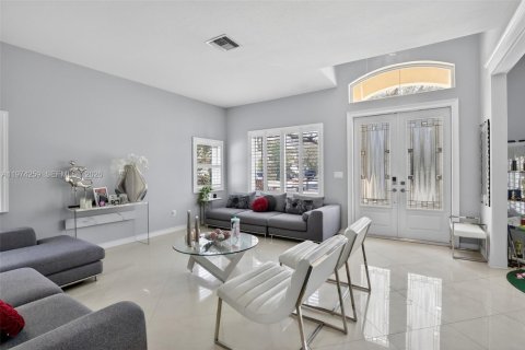 Купить виллу или дом в Уэстон, Флорида 4 спальни, 211.45м2, № 2035895 - фото 6