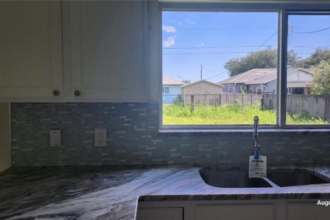 Casa en venta en Englewood, Florida, 3 dormitorios, 103.68 m2 № 1918539 - foto 8