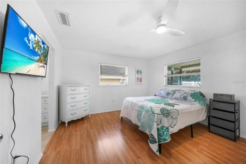 House in Rotonda, Florida 2 bedrooms, 122.35 sq.m. № 1740182 - photo 18