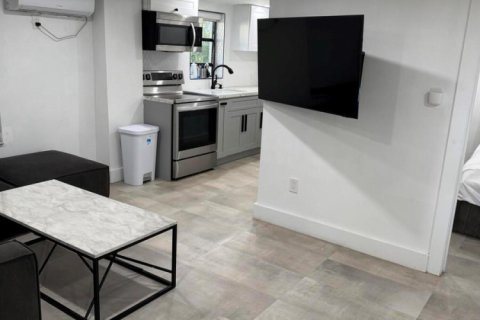 Apartment in North Miami Beach, Florida 1 bedroom, 59.46 sq.m. № 2176188 - photo 8