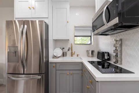Apartment in North Miami Beach, Florida 1 bedroom, 59.46 sq.m. № 2176188 - photo 5
