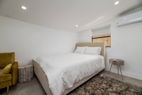 Apartment in North Miami Beach, Florida 1 bedroom, 59.46 sq.m. № 2176188 - photo 3