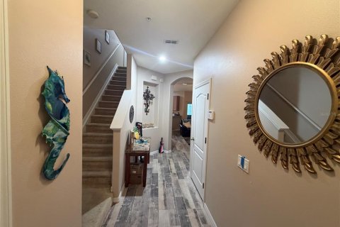 Touwnhouse à vendre à Sarasota, Floride: 3 chambres, 146.32 m2 № 2406546 - photo 5
