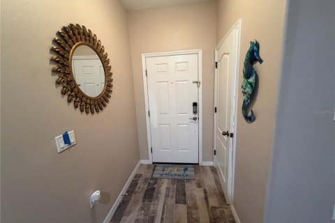 Touwnhouse à vendre à Sarasota, Floride: 3 chambres, 146.32 m2 № 2406546 - photo 4