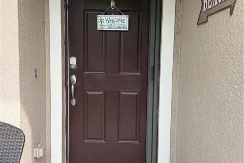Touwnhouse à vendre à Sarasota, Floride: 3 chambres, 146.32 m2 № 2406546 - photo 3