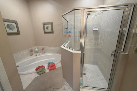 Touwnhouse à vendre à Sarasota, Floride: 3 chambres, 146.32 m2 № 2406546 - photo 20