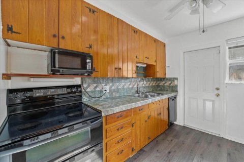 Immobilier commercial à vendre à Stuart, Floride № 2146389 - photo 8