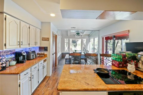 Casa en venta en Kissimmee, Florida, 4 dormitorios, 336.4 m2 № 1536409 - foto 20