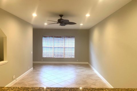 Touwnhouse à louer à Palm Beach Gardens, Floride: 3 chambres, 211.26 m2 № 2411867 - photo 9