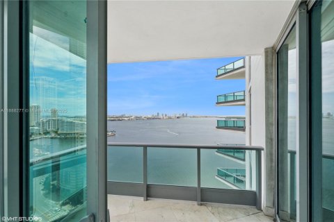 Copropriété à vendre à Miami, Floride: 2 chambres, 142.05 m2 № 1942118 - photo 11