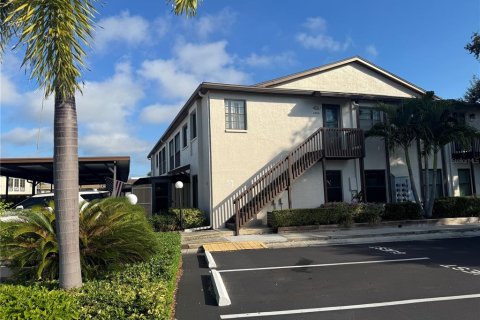 Condo in Bradenton, Florida, 2 bedrooms  № 2093231 - photo 12