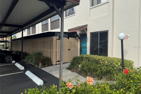 Condo in Bradenton, Florida, 2 bedrooms  № 2093231 - photo 17