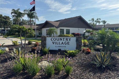 Condo in Bradenton, Florida, 2 bedrooms  № 2093231 - photo 9