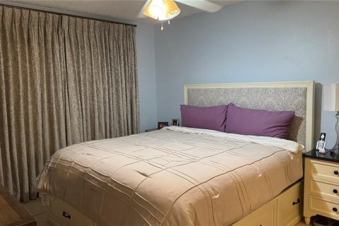 Condo in Bradenton, Florida, 2 bedrooms  № 2093231 - photo 14