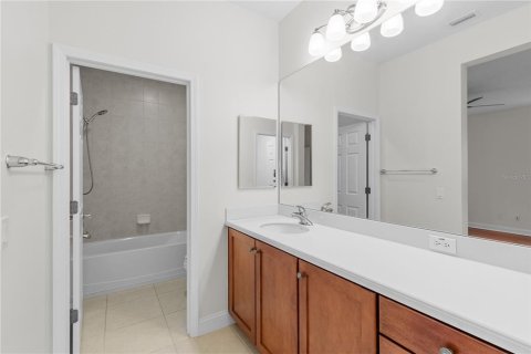 Casa en venta en Fish Hawk, Florida, 4 dormitorios, 376.44 m2 № 1907299 - foto 24