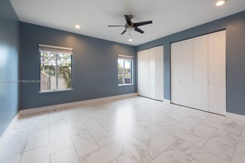 Villa ou maison à louer à Oakland Park, Floride: 3 chambres, 194.44 m2 № 1969691 - photo 23