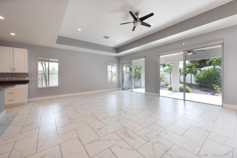 Villa ou maison à louer à Oakland Park, Floride: 3 chambres, 194.44 m2 № 1969691 - photo 7