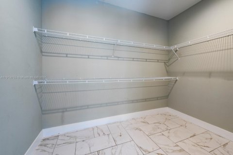 Villa ou maison à louer à Oakland Park, Floride: 3 chambres, 194.44 m2 № 1969691 - photo 21
