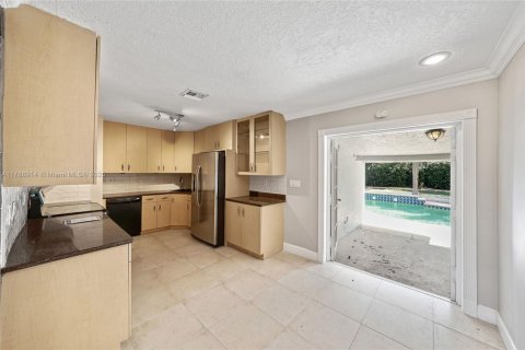 House in Pompano Beach, Florida 3 bedrooms, 171.13 sq.m. № 1730915 - photo 30